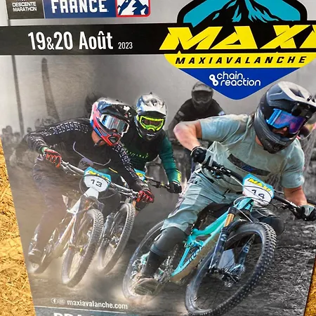 En Pleine Nature Avec Jardin Les Blaues